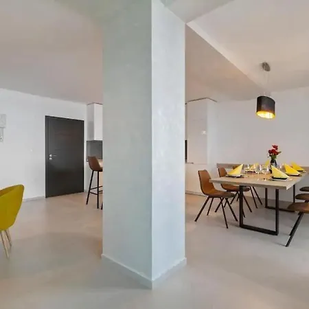 Villa Three Units Crikvenica