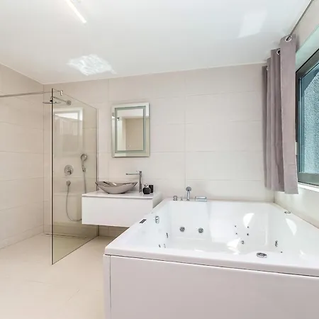 Villa Three Units Crikvenica