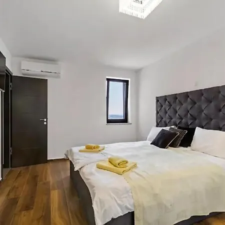 Villa Three Units Crikvenica