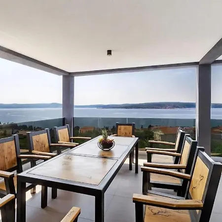 Three Units Villa Crikvenica