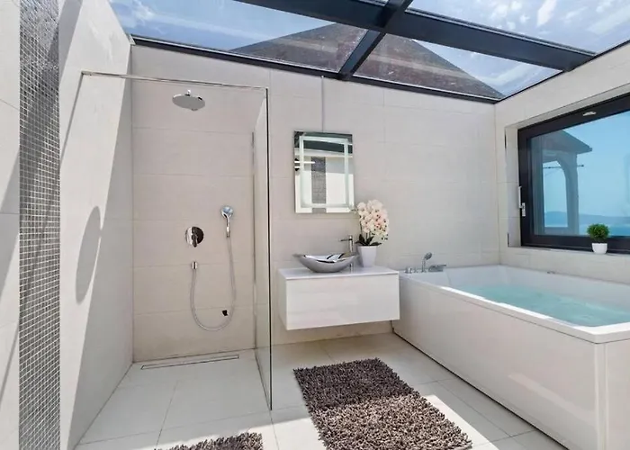 Three Units Crikvenica