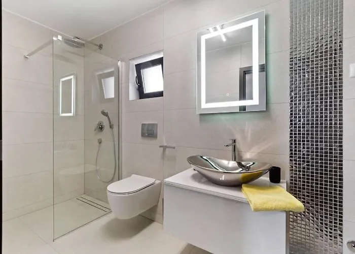 Three Units Crikvenica